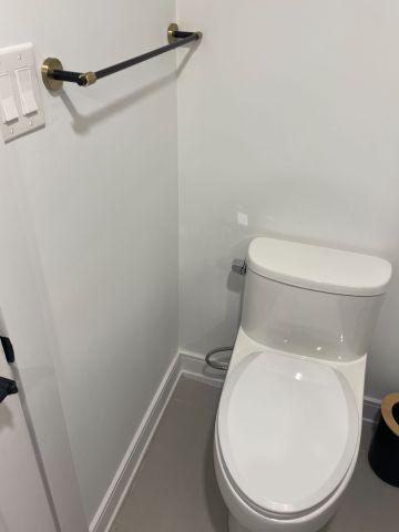 For Lease - 6 Edgewood Gardens Unit# B, Toronto, Ontario - Photo 2