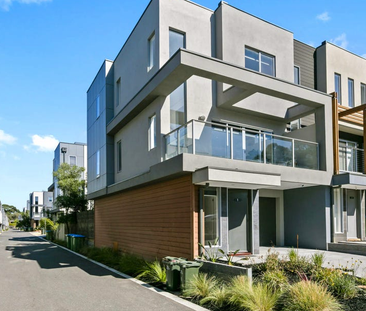 Marina Lifestyle- Fully furnished - Photo 2