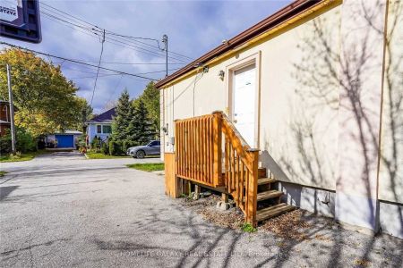 Detached Home For Lease | E8430244 - Photo 5