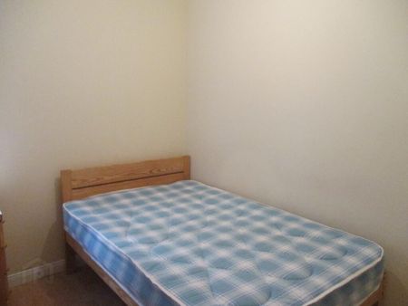 Great Location, 122a Fitzroy Avenue, Queens Quarter, Belfast, BT7 1HX - Photo 5