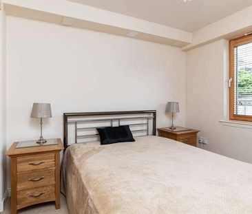 Charlotte Street, Mid Floor, AB25 - Photo 4