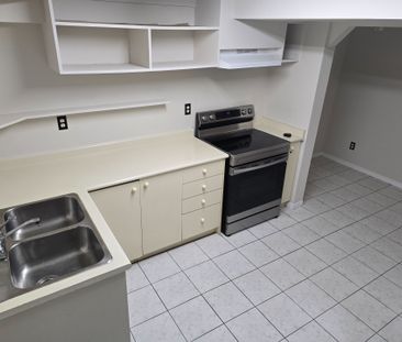 For Lease - 1128 Swinbourne Drive Unit# BSMT, Mississauga, Ontario - Photo 1