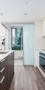 Located in the vibrant heart of downtown Vancouver, this 661 sqft - Photo 4