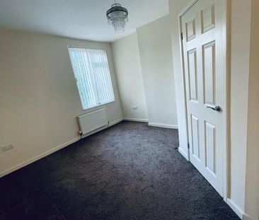2 Bed Terraced House, Nursery Lane, NG6 - Photo 1