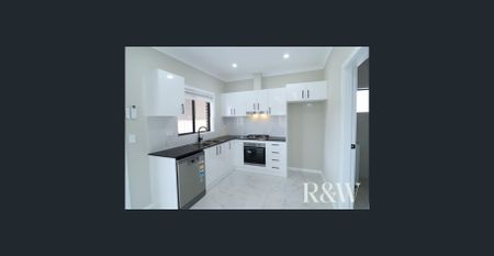 BRAND NEW GRANNY FLAT WITH PARKING - Photo 4