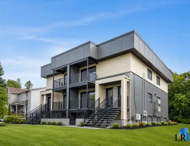 1219-1223 Notre-Dame | 1219 Rue Notre Dame, Gatineau - Photo 1