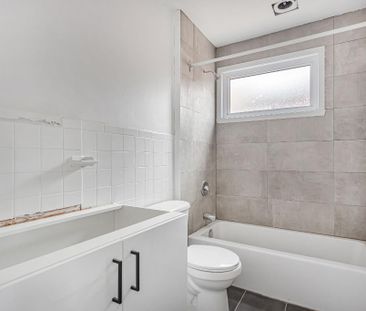 3 et demi neuf dans une copropriété - Photo 1