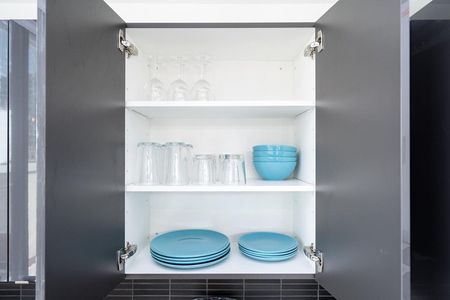 Donald Street - Photo 2