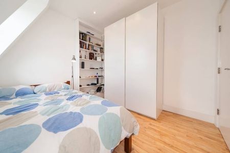 3 Bed Flat, Brixton, SE24 - Photo 4