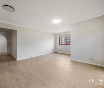 Fully Renovated 3 Bedrooms Home in a Prime Location - Photo 4