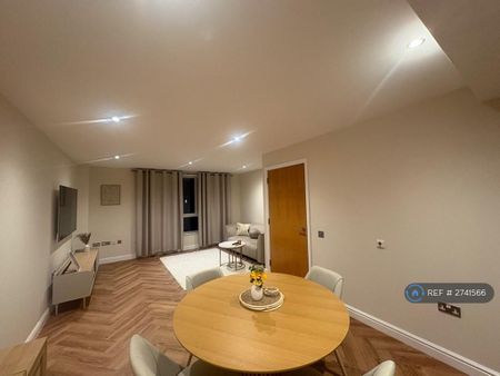 1 bedroom flat to rent - Photo 2