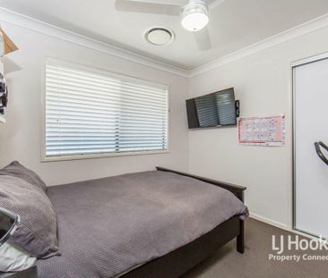 Modern 4-Bedroom Family Retreat in the Heart of North Lakes - Photo 6