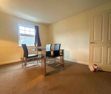 Apartment 3, 105 Ulsterville Avenue - Photo 4