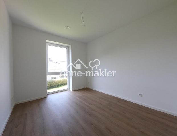 Gut geschnittene 3 Zimmer Wohnung mit gehobener Ausstattung in Elbnähe - Photo 1