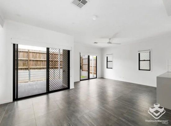 BREAK LEASE $680/week up to 22/1/2025 - Photo 1