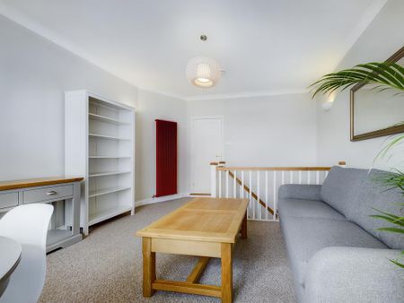 2 bedroom maisonette to rent - Photo 3