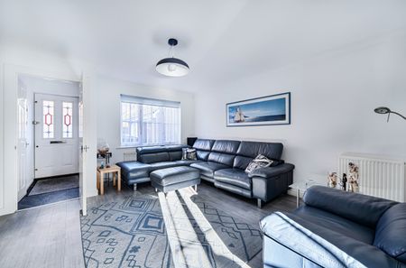 3 bedroom terraced house to rent - Photo 2