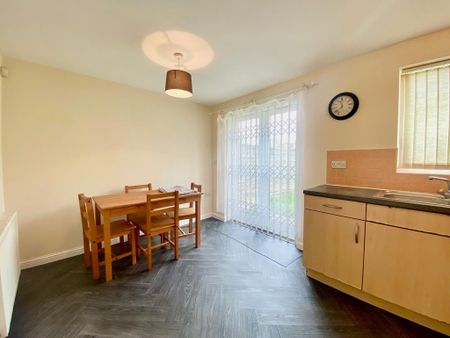 3 bedroom house to rent - Photo 3