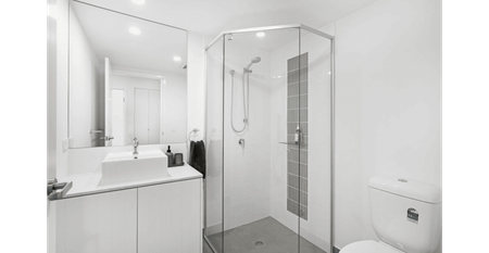 Modern Apartment Living in the Heart of Robina - Photo 4