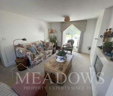 3 bedroom semi-detached house to rent - Photo 2