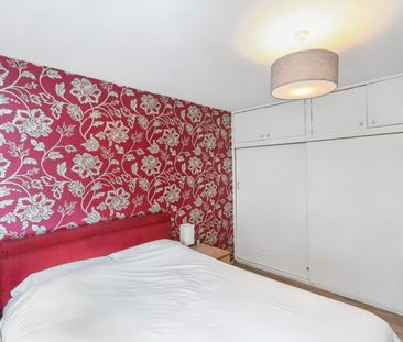 Hook Road, Surbiton, KT6 - Photo 1