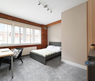 5 bedroom flat to rent - Photo 4