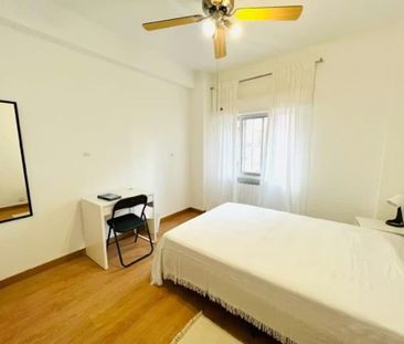 Calle Pascual Hermanos, Alcobendas, Community of Madrid 28100 - Photo 1