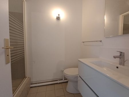 Location Appartement 1 pièce 15m² TOURS 37000 - Photo 4