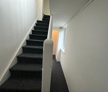 3 Bed Flat, St. Mary Street, SO14 - Photo 4