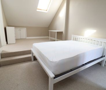 Room in a Shared House, Shakespeare Road, W3 - Photo 5