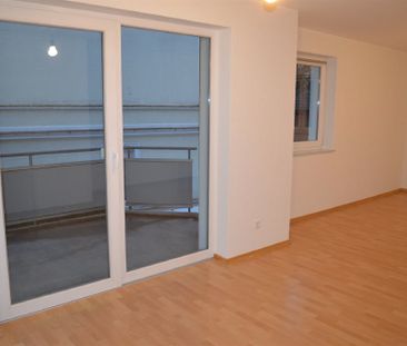 Kleine 2-Zimmer-Wohnung mit Aufzug und Balkon inmitten der Innenstadt! - Photo 5