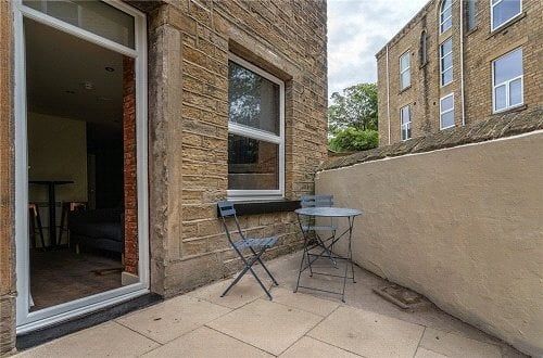 18 Somerset Road, Huddersfield, HD5 - Photo 1