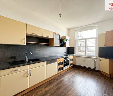 Moderne 2-Raum-Wohnung mit Einbauküche in der oberen Stadt von Annaberg! - Foto 1