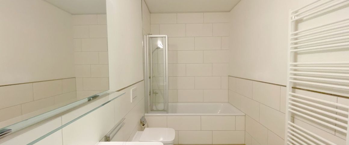 Trier: Wohnen an der Mosel – moderne 3 ZKB Erdgeschosswohnung mit Einbauküche und Terrasse - Photo 1