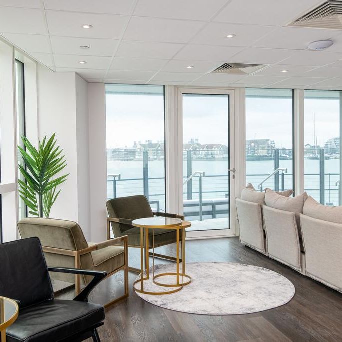 2 bedroom penthouse to rent - Photo 1