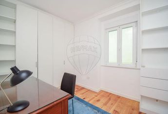Apartamento T6 em Lisboa