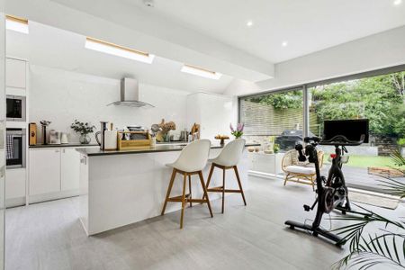 5 bedroom terraced house to rent - Photo 5