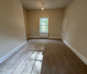 3 bedroom detached house to rent - Photo 4
