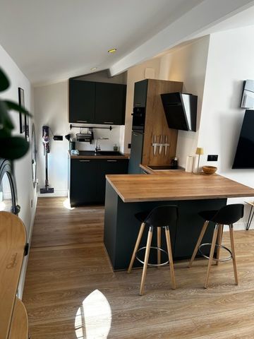 Location Appartement 2 pièces 46m² SETE 34200 - Photo 4