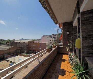 Carrer de Puig i Xoriguer, Barcelona, Catalonia 08004 - Photo 4