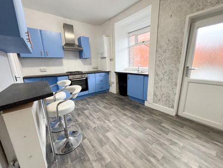 2 bedroom terraced house to rent - Photo 4