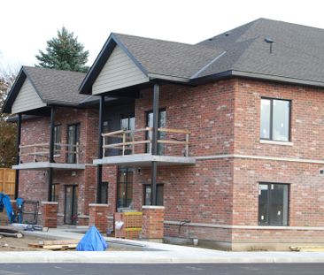 For Lease - 773 Princess Street, Wellington North, Ontario - Photo 4