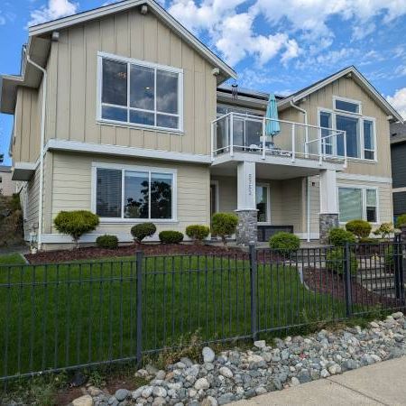 5 Bed 3 bath modern home in Linley Valley - Photo 1