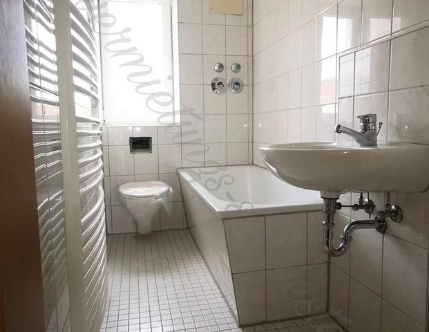 geräumige 2,5 Raum Wohnung - Foto 1