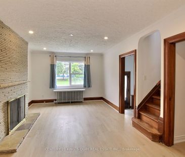 Semi-Detached Home For Lease | C8119176 - Photo 6