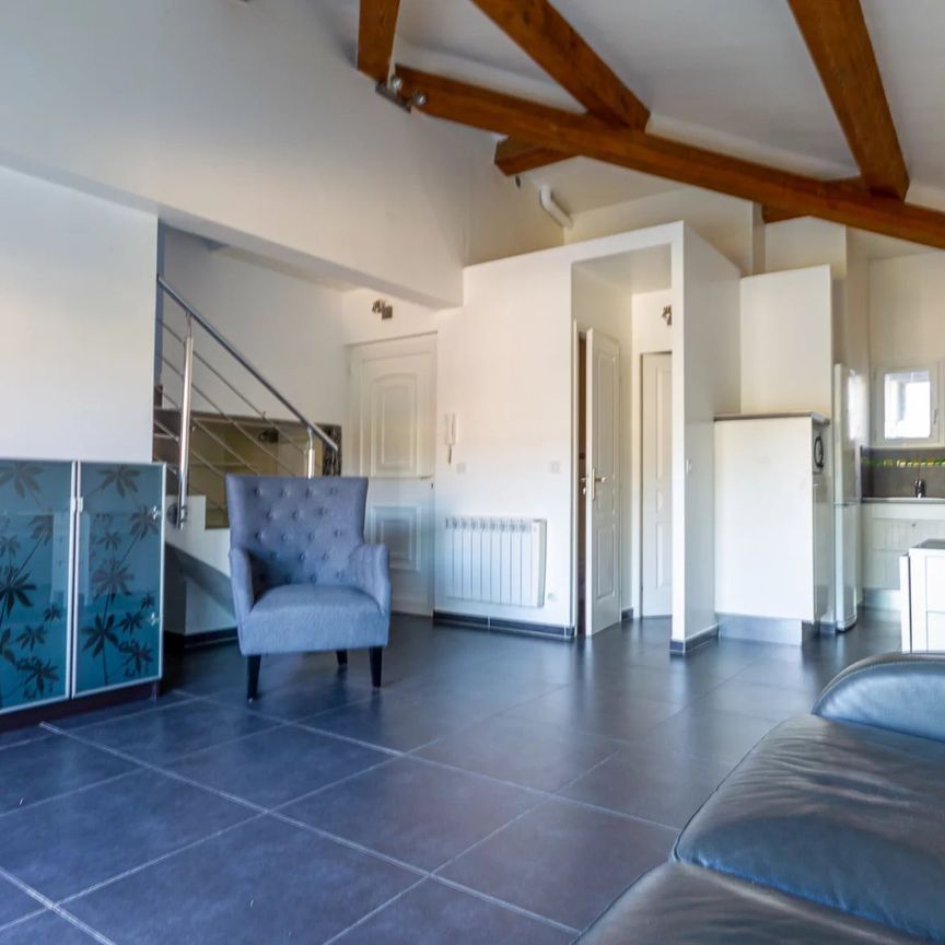 Roquebrune-Cap-Martin - Appartement type deux pièces avec balcon et parking - Photo 1