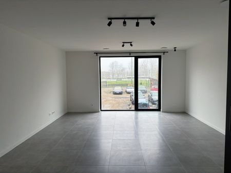 Nieuwbouw appartement met terras in hartje Runkst (Hasselt) - Photo 2