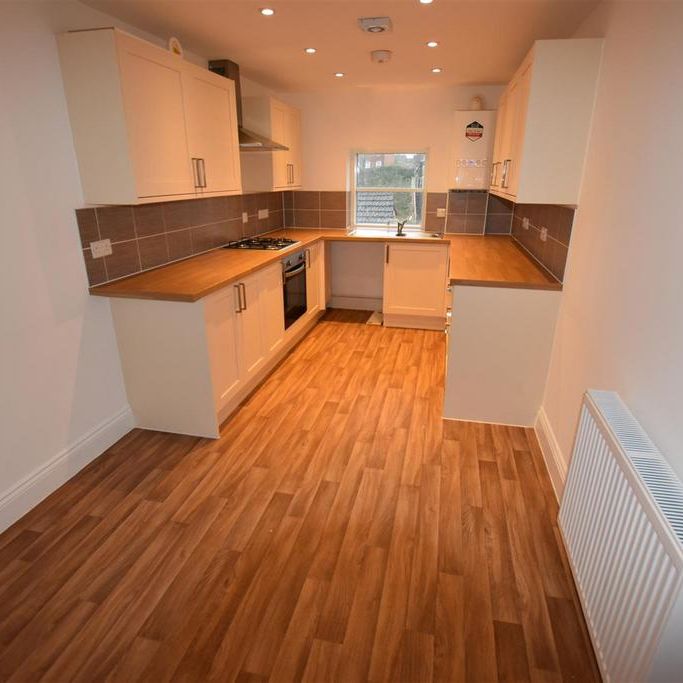 3 bedroom maisonette to rent - Photo 1