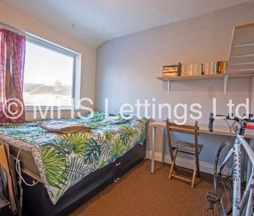 25 Park View Road, Leeds, LS4 2LG - Photo 1