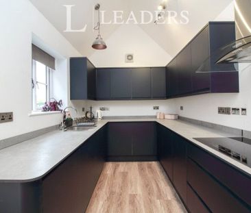 studio to rent 36 The Tything, Worcester, WR1 - Photo 3